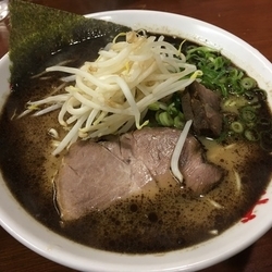 ラーメン 750円