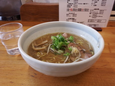 「味噌　半麺」@らーめん いおりの写真