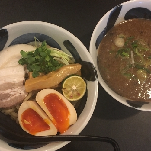「麺喰 中 (830円) 味付玉子 (100円)」@麺喰RENREN 奥野製麺所の写真