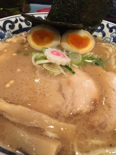 「東京駅らー麺」@東京駅 斑鳩の写真