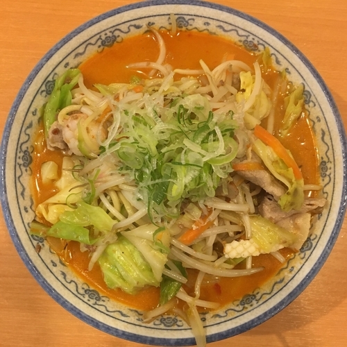 「ピリ辛ちゃんぽん (910円)」@びいどろの写真