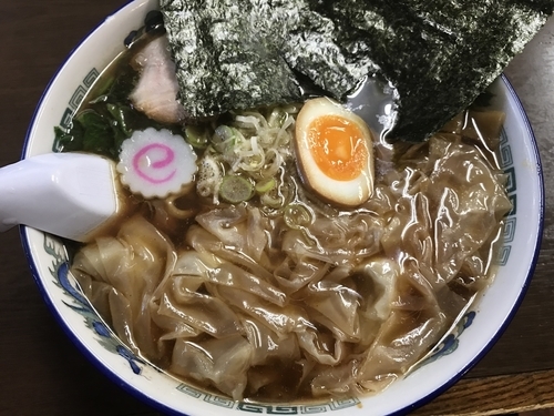 「手打ちワンタン麺980円」@手打ち中華 トクちゃんらーめんの写真