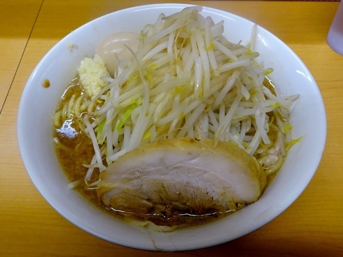 「らーめん（680円）＋味玉（100円）ニンニク」@ラーメン ○菅の写真