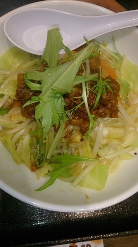 「まぜ辛めん」@長崎ちゃんぽんリンガーハット 北千住西口店の写真