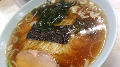 「ラーメン４１０円」@立喰 新角の写真