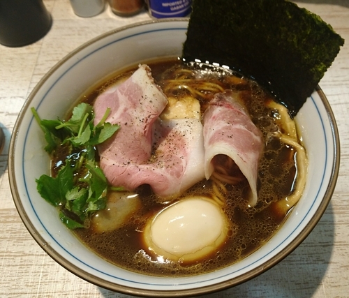 「四つ葉ブラック」@中華そば 四つ葉の写真