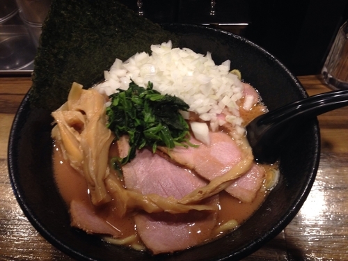 「チャーシュー麺 + タマネギ増し」@麺屋 大和田の写真