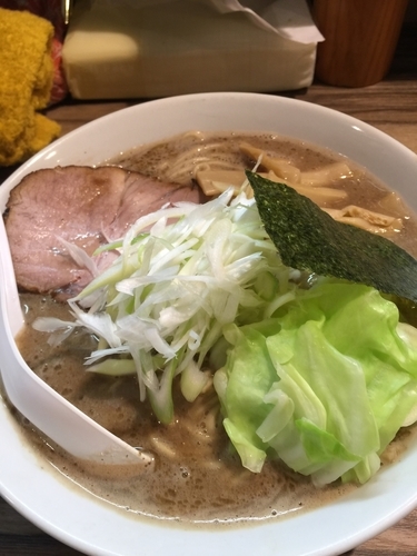 「濃厚ど煮干しらーめん」@つけめん油そば 五丁目煮干しの写真