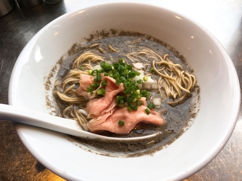 「煮干hybrid／￥850」@さんじの写真