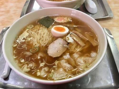 「ワンタン麺 ¥830 × 2」@大勝軒 狭山ヶ丘店の写真