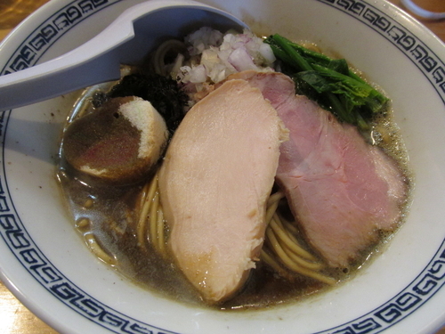 「にぼしそば　「750円」」@麺屋 弥栄の写真