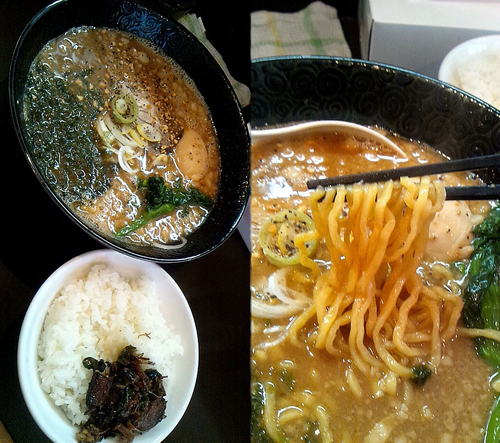 「『味玉 黒豚めん(￥800)』とランチ無料の『まかないめし』」@やすのたまぞうの写真