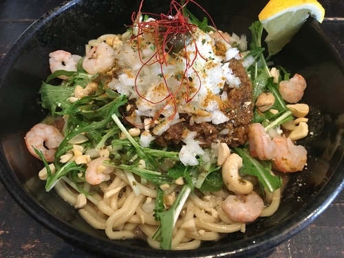 「【限定】エスニックまぜ800円」@まぜそば 一心不乱の写真