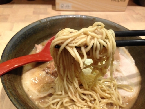 「味玉入にぼしらーめん　並　￥８８０」@にぼしらーめん88の写真