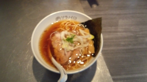 「中華そば大盛」@ソラノイロ ARTISAN NOODLESの写真