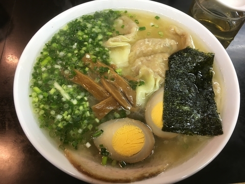 「雲呑麺980円、醬蛋（味玉）100円」@中華そば高はしの写真