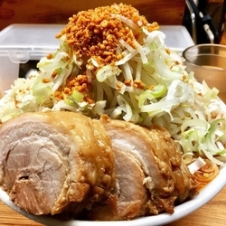ラーメン ＋ ホットマン ＋ 豚増し