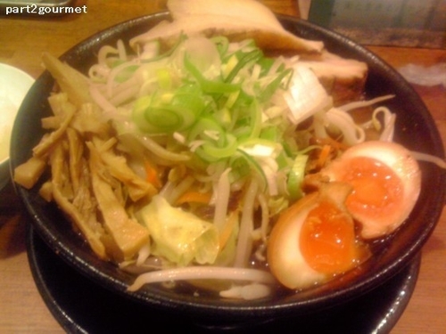 「極み盛り うま煮醤油ラーメン (990円)税別」@うま煮ラーメン 醤の写真