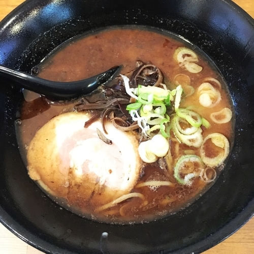 「熊本くろとんこつらーめん」@熊本ラーメン かすみの写真