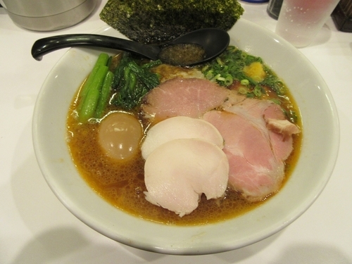 「特製海老そば（９５０円）」@海老・特濃煮干そば まるはの写真