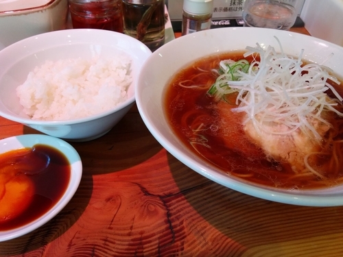 「朝ラー 米朝   醤油」@らーめん芝浜の写真