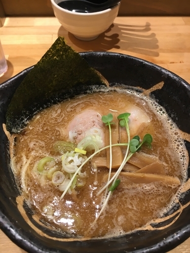 「にぼしそば￥690」@麺屋 蝉 関大前店の写真