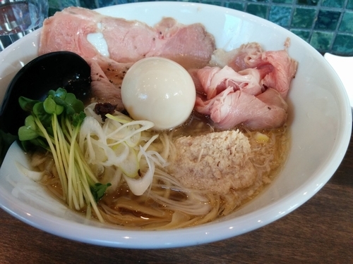 「特製白トリュフ塩ラーメン」@麺屋みつばの写真