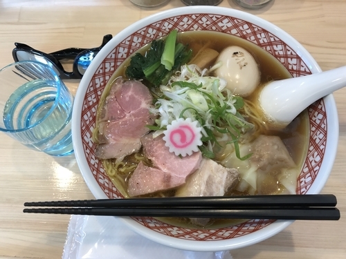 「特製中華そば980円 大盛100円」@中華そば モンドの写真