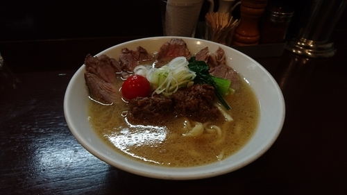 「肉の日限定/ラムチャーシュー麵+蒸し鶏ご飯」@らーめん 五ノ神精肉店 煮干し編の写真