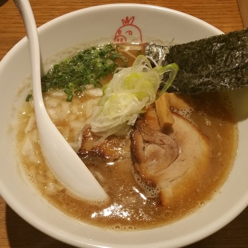 「中濃鶏豚煮干し」@麺酒場 まがり 八丁堀店の写真