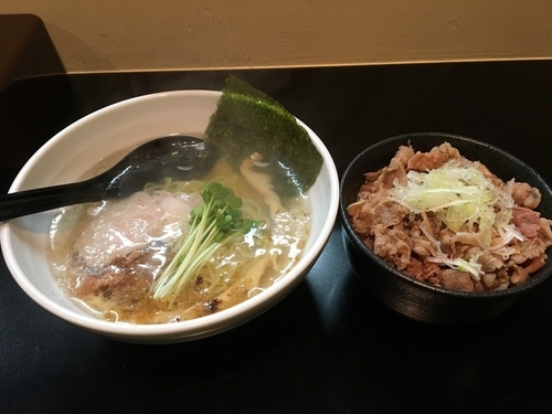 「ミニ塩らーめん ＋ 近江牛丼」@麺や 勝治の写真