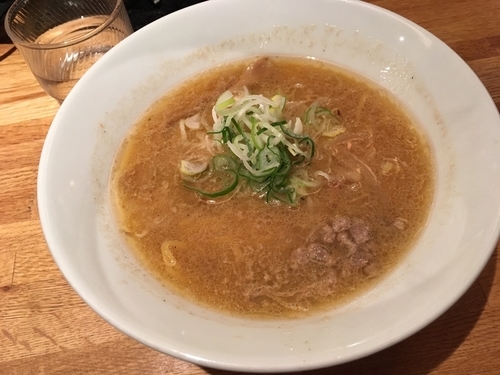 「味噌ラーメンハーフ」@すみれ 札幌中の島本店の写真