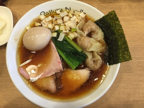 「特製醤油らーめん(950円)+ご飯(100円)」@Rojiura Noodle 温麦の写真