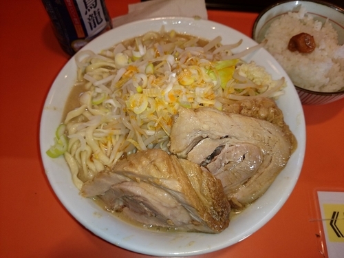 「ラーメン 豚一切  豚まし」@ちばからの写真