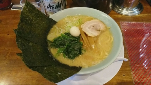 「ラーメン_720円」@横浜家系ラーメン 清六家 沼袋店の写真