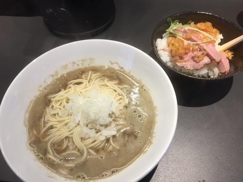 「中華そば&肉飯」@煮干乱舞の写真