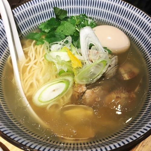 「貝塩らーめん」@鮮魚麺 海里の写真
