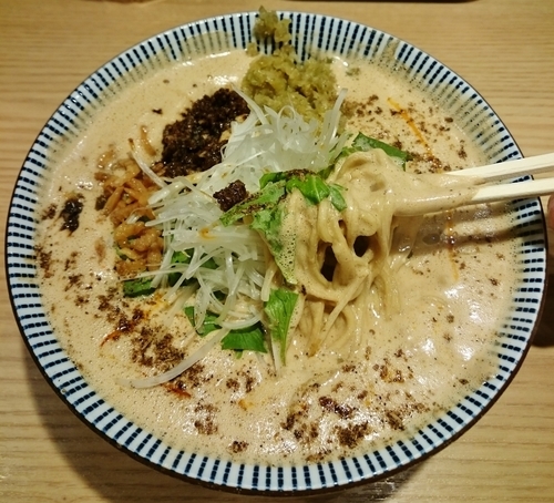 「ふわふわ羊担々麺(限定品) 890円」@自家製麺 MENSHO TOKYOの写真