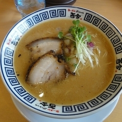 たまり醤油の極み煮干しそば（細）