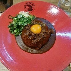 フジヤマドラゴンカレー 680円