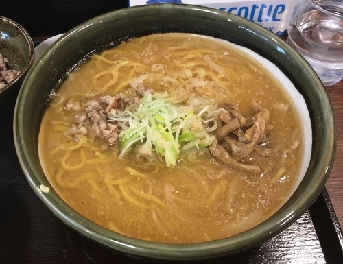 「味噌ラーメン＋ひき肉(800円＋120円)」@ラーメン郷の写真