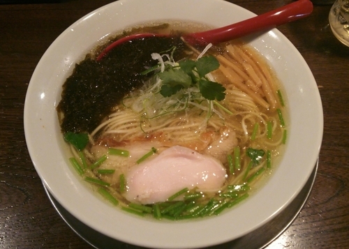 「鯛と蟹の潮そば　750円」@立ち呑み居酒屋 金町製麺の写真