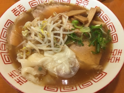 「チャーシューワンタン麺：700円」@支那そば よあけ 駅前店の写真