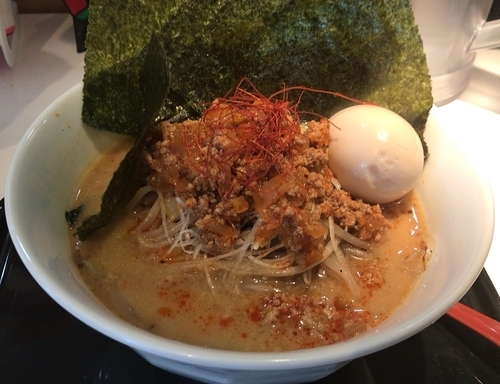 「麻辣肉3SOらーめん～カレー風味～(限定)＋味玉」@RA-MEN 3SOの写真