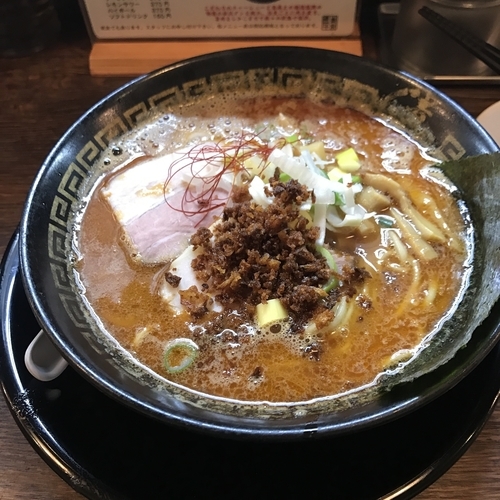 「辛い中華そば（880円）」@東京煮干中華そば 三三㐂 大森の写真