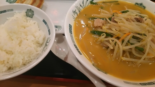 「味噌ラーメン+餃子+半ライス」@日高屋 成増北口店の写真