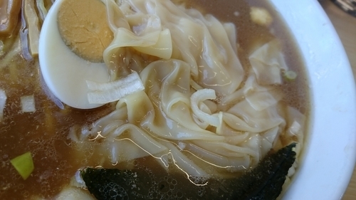 「ワンタン麺￥900」@中華そば 大咲の写真