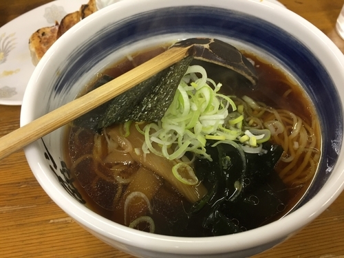 「醤油ラーメン」@ラーメン ばやしの写真