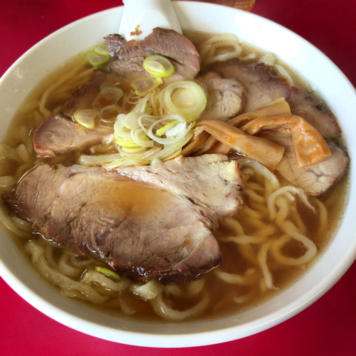 「手打ちチャーシューメン　850円」@一品香 駅南店の写真