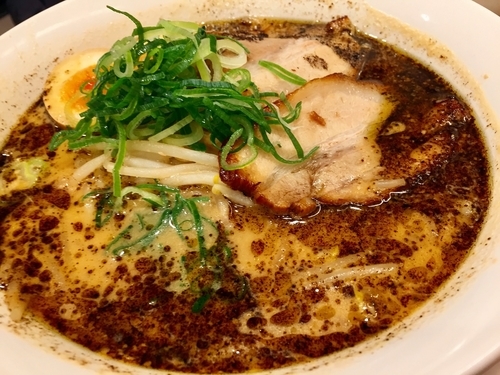 「☆炙り叉焼と黒マー油の味噌ラーメン☆」@バーミヤン 雑色駅前店の写真